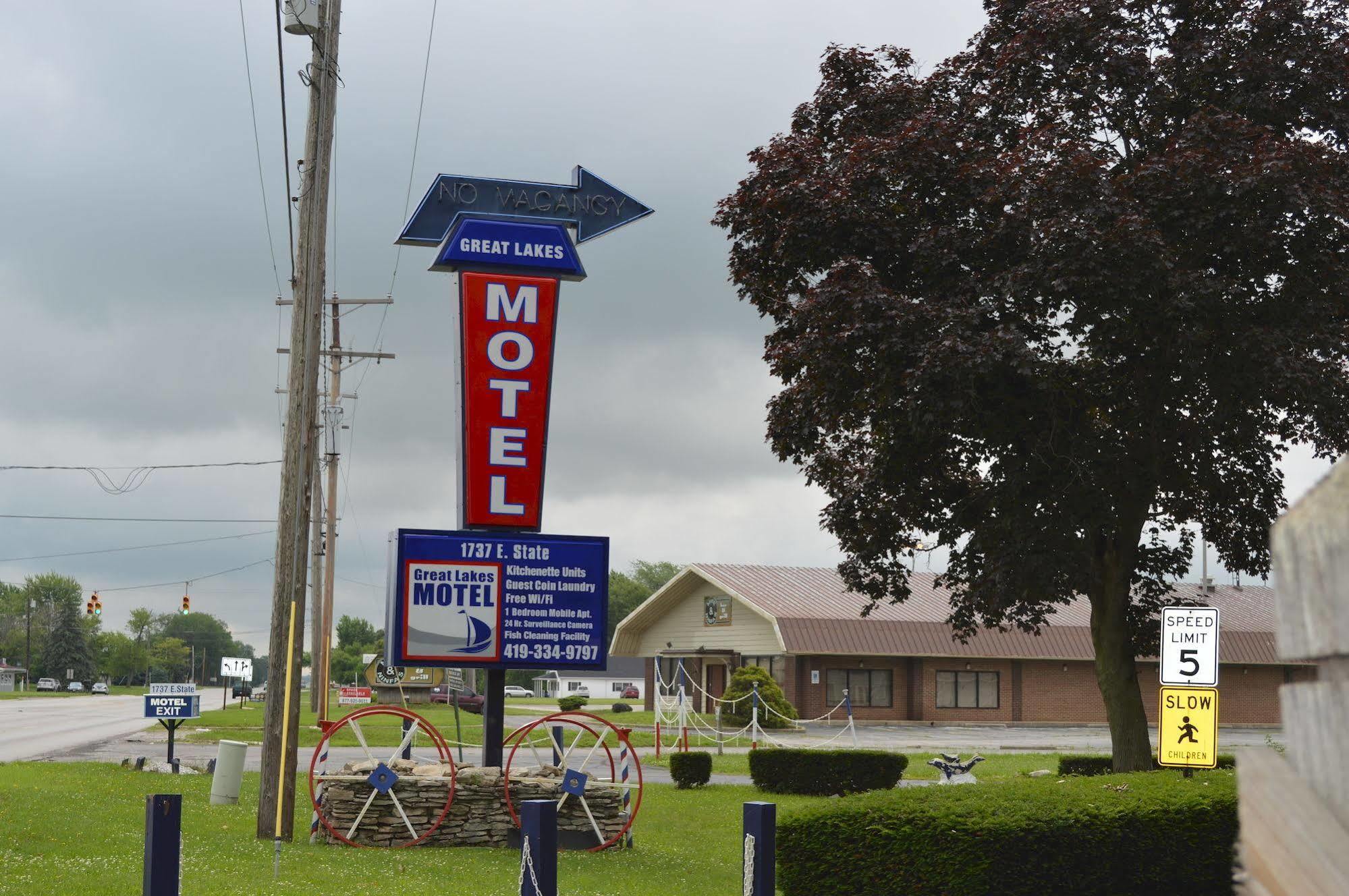 Great Lakes Motel Fremont Exterior foto